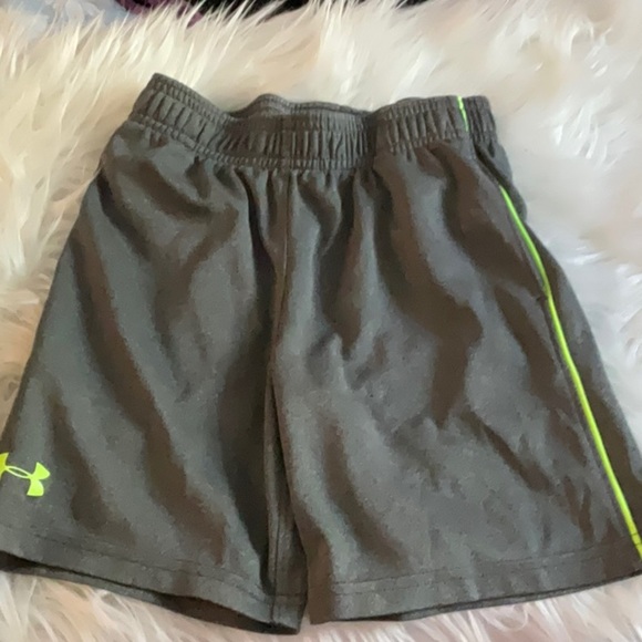 Under Armour Charcoal Shorts with Lime Detail - Picture 1 of 5